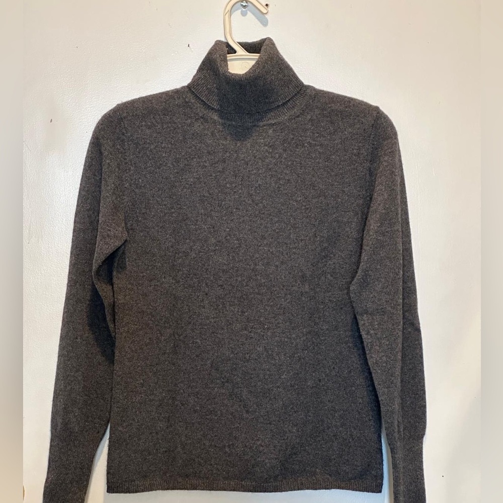Forte cashmere Women's Dark Gray Turtleneck Sweater